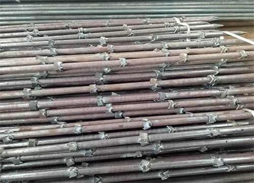 遂昌隧道钢花管